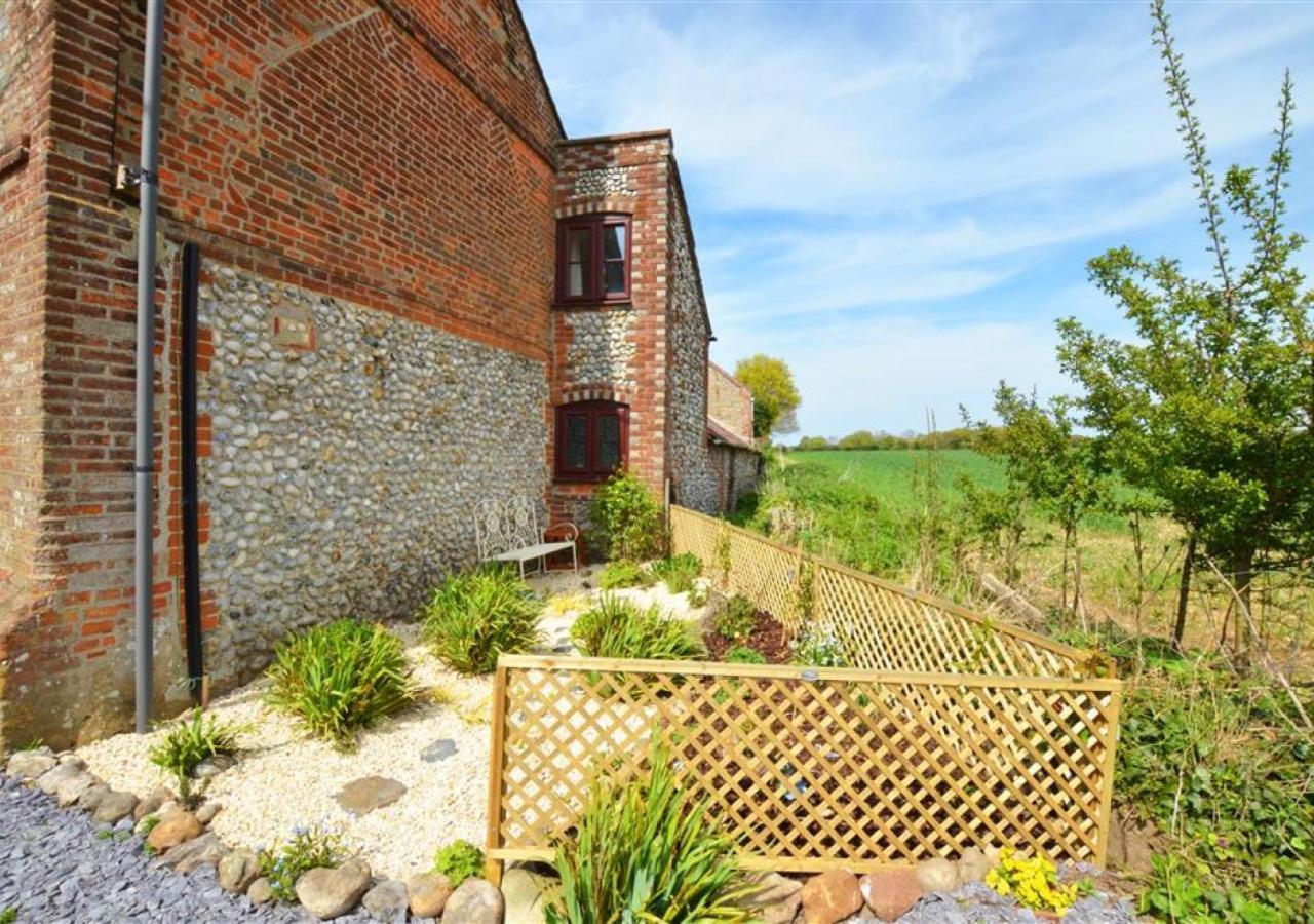 Poppy Cottage Bodham Exterior photo
